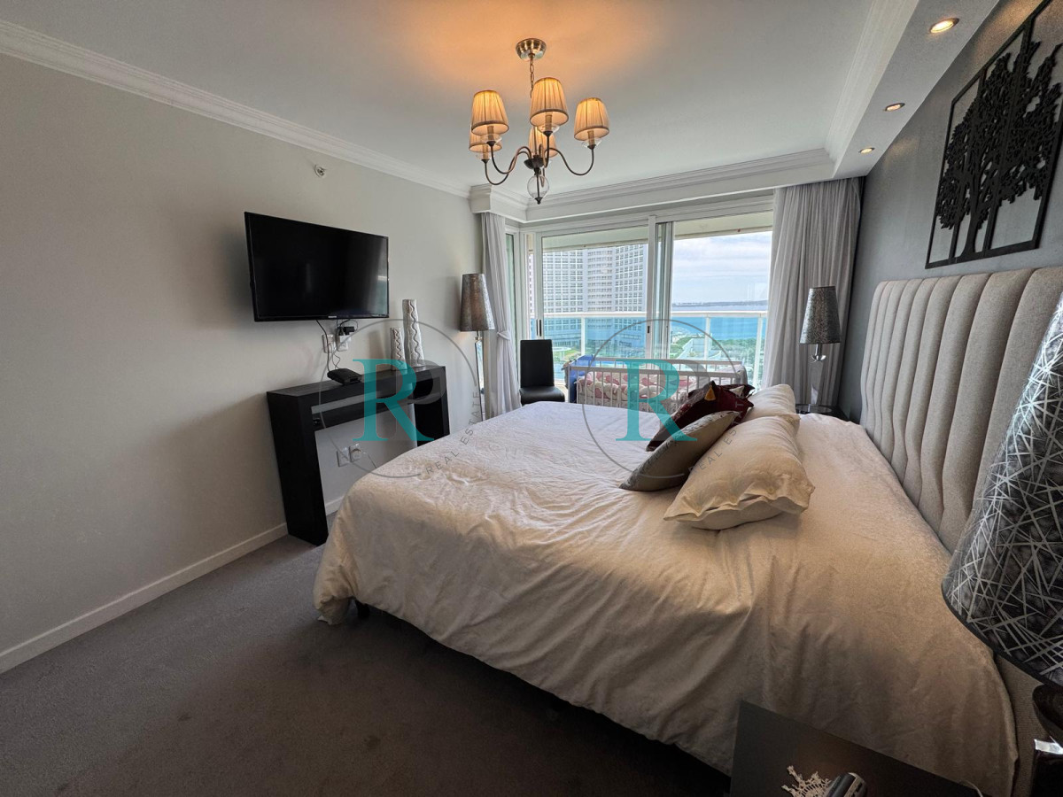 Apartamento ID.2254 - PUNTA DEL ESTE MANSA APARTAMENTO DE 3 DORMITORIOS DEPENDENCIA PARRILLERO AMENITIES