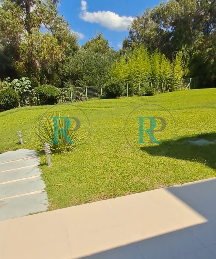 Apartamento ID.2356 - PUNTA DEL ESTE BRAVA APTO 1 DORMIRORIO EN VENTA