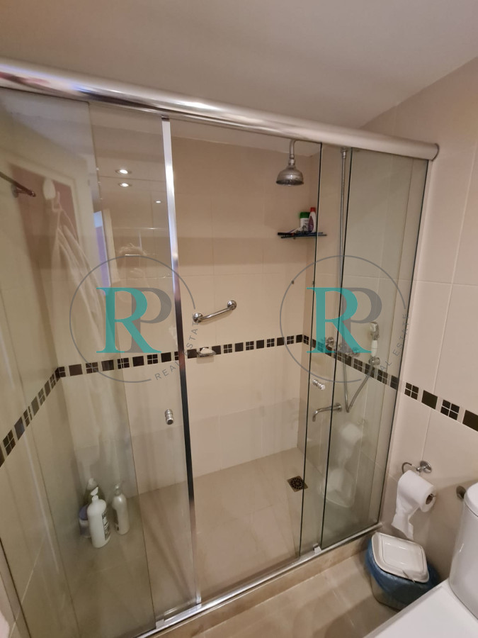 Apartamento ID.2118 - PUNTA DEL ESTE APARTAMENTO 3 DORMITORIOS EDIFICIO CON SERVICIOS  ZONA MANSA 