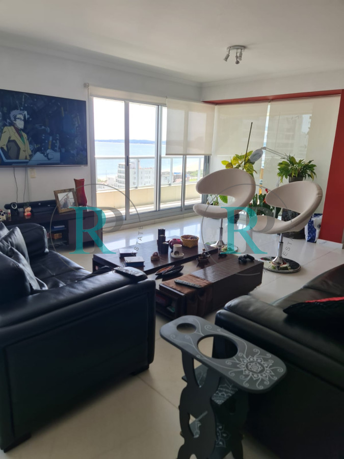 Apartamento ID.2118 - PUNTA DEL ESTE APARTAMENTO 3 DORMITORIOS EDIFICIO CON SERVICIOS  ZONA MANSA 