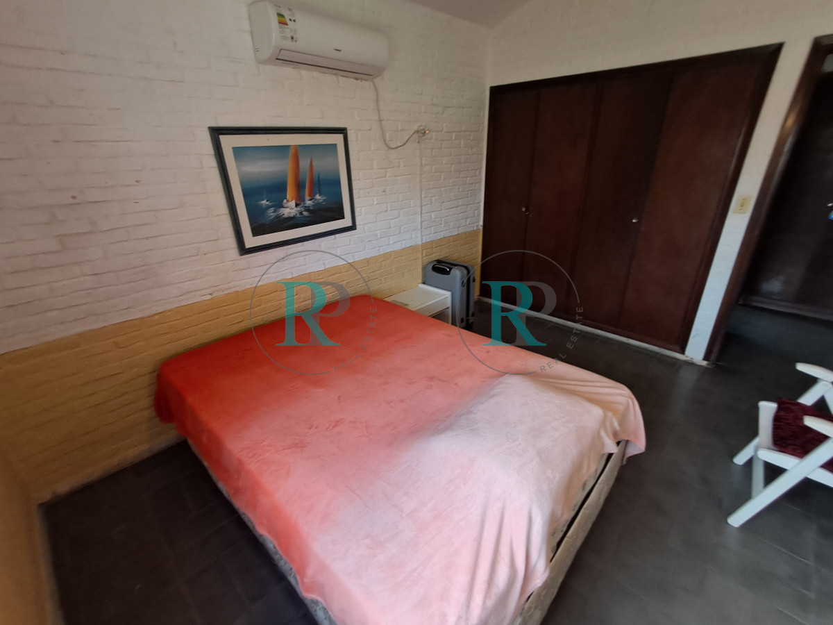 Casa ID.2347 - PUNTA DEL ESTE MANSA CASA DE 2 DORMITORIOS Y DEPENDENCIA EN VENTA
