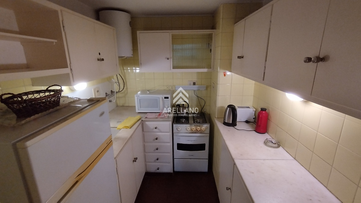 Apartamento ID.4740 - Venta apartamento 2 dormitorios en PUNTA DEL ESTE, zona AIDY GRILL