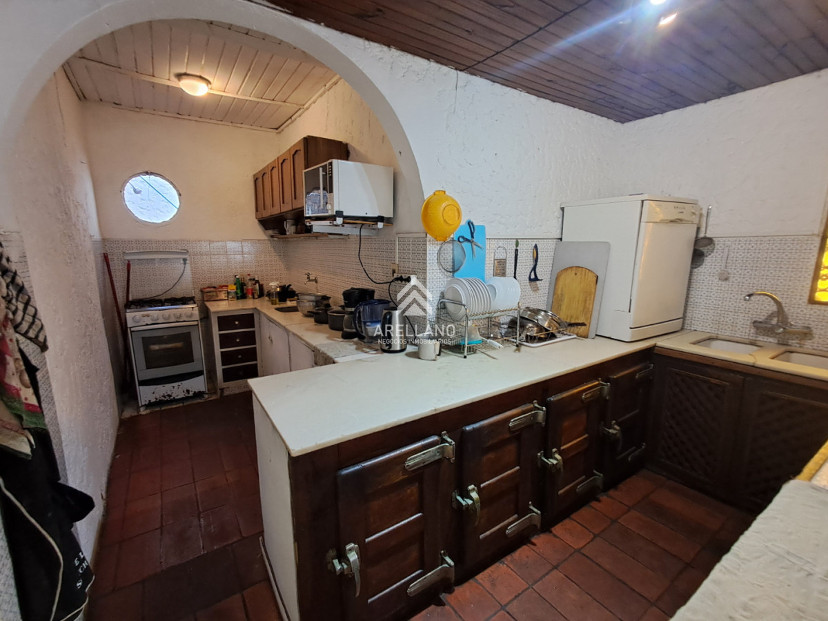 Casa ID.6431 - Venta casa 5 dormitorios Playa Mansa 