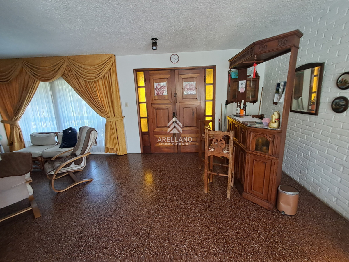 Casa ID.6431 - Venta casa 5 dormitorios Playa Mansa 