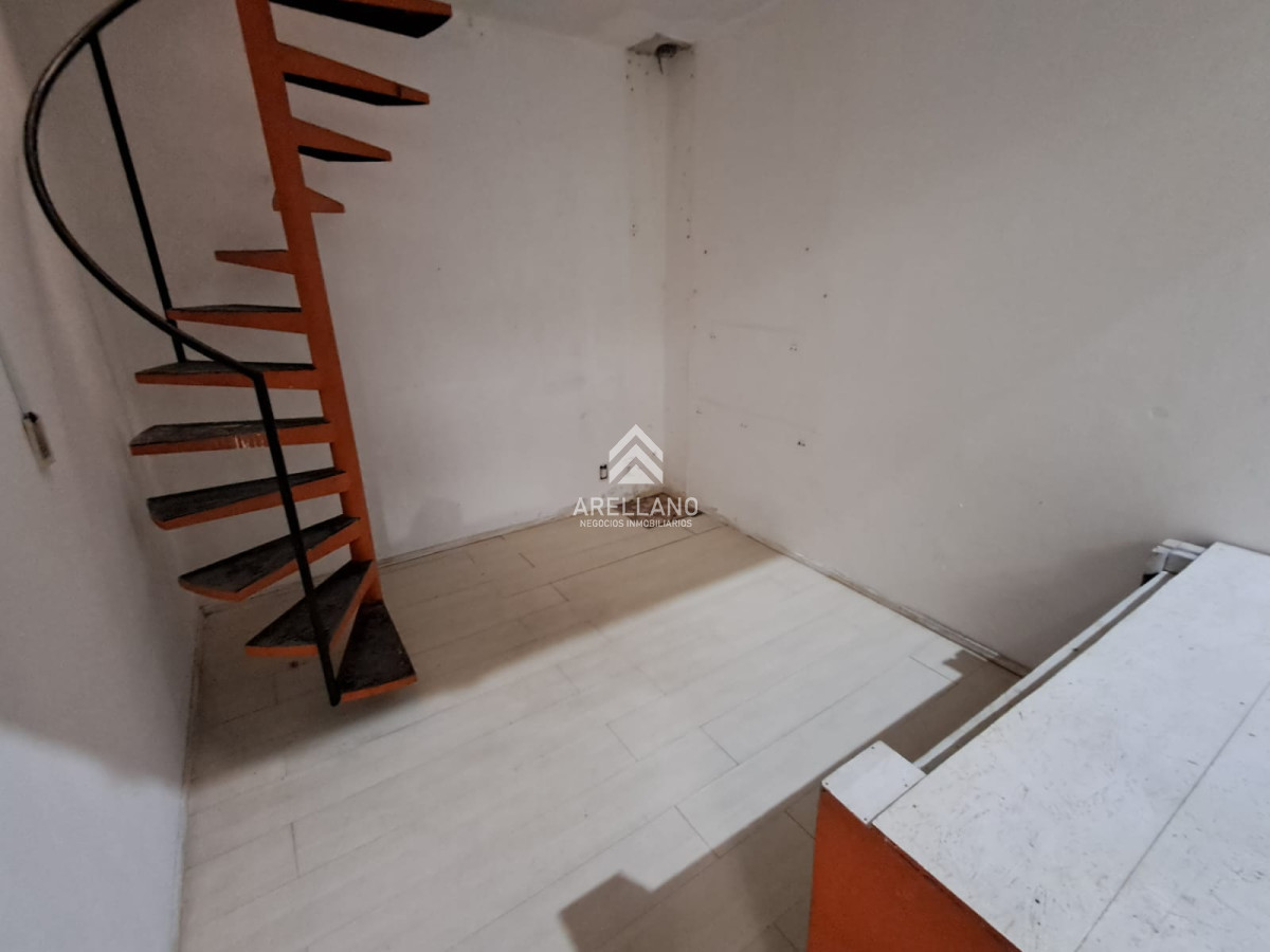 Local Comercial ID.6459 - Alquiler anual local en Punta del Este 