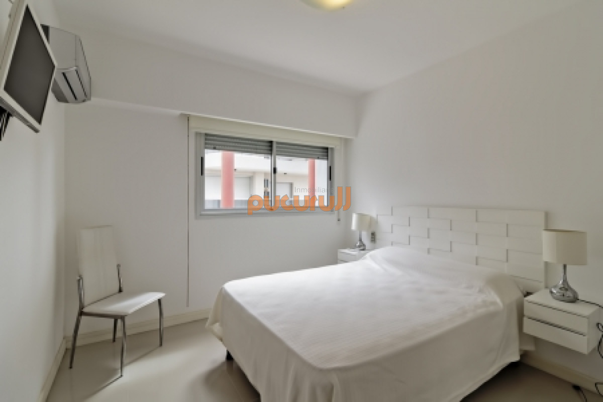 Apartamento ID.2095 - PUNTA DEL ESTE PENINSULA APTO 1 DORMITORIO EN VENTA EDIFICIO MODERNO