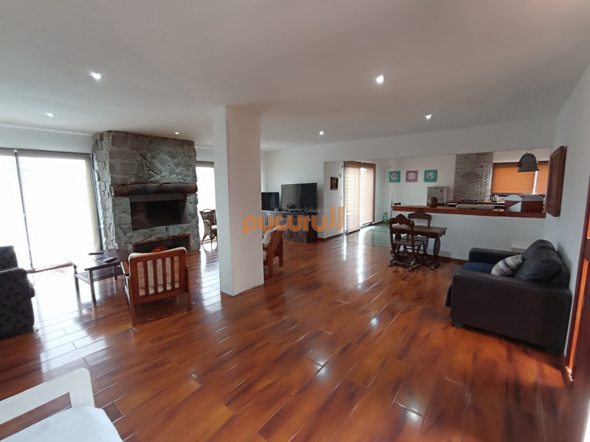Casa ID.1838 - VENDO
