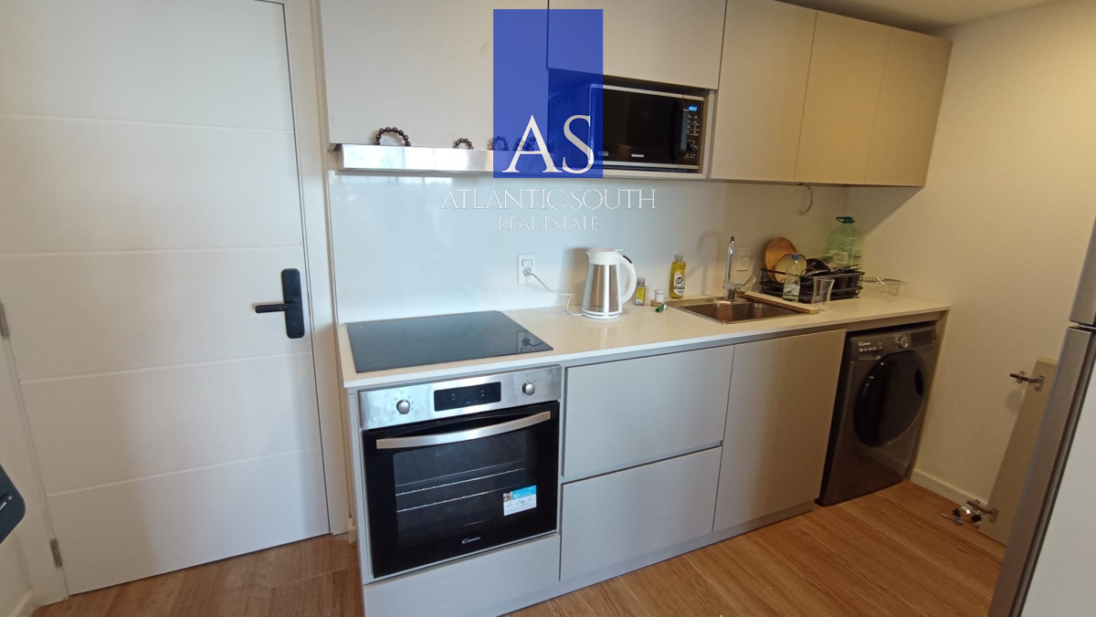 Apartamento ID.4444 - Oportunidad apartamento 1 dormitorio primera linea frente al mar Playa Mansa Punta del Este