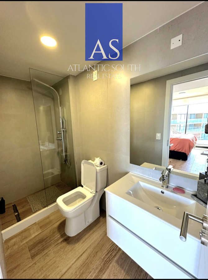 Apartamento ID.4444 - Oportunidad apartamento 1 dormitorio primera linea frente al mar Playa Mansa Punta del Este