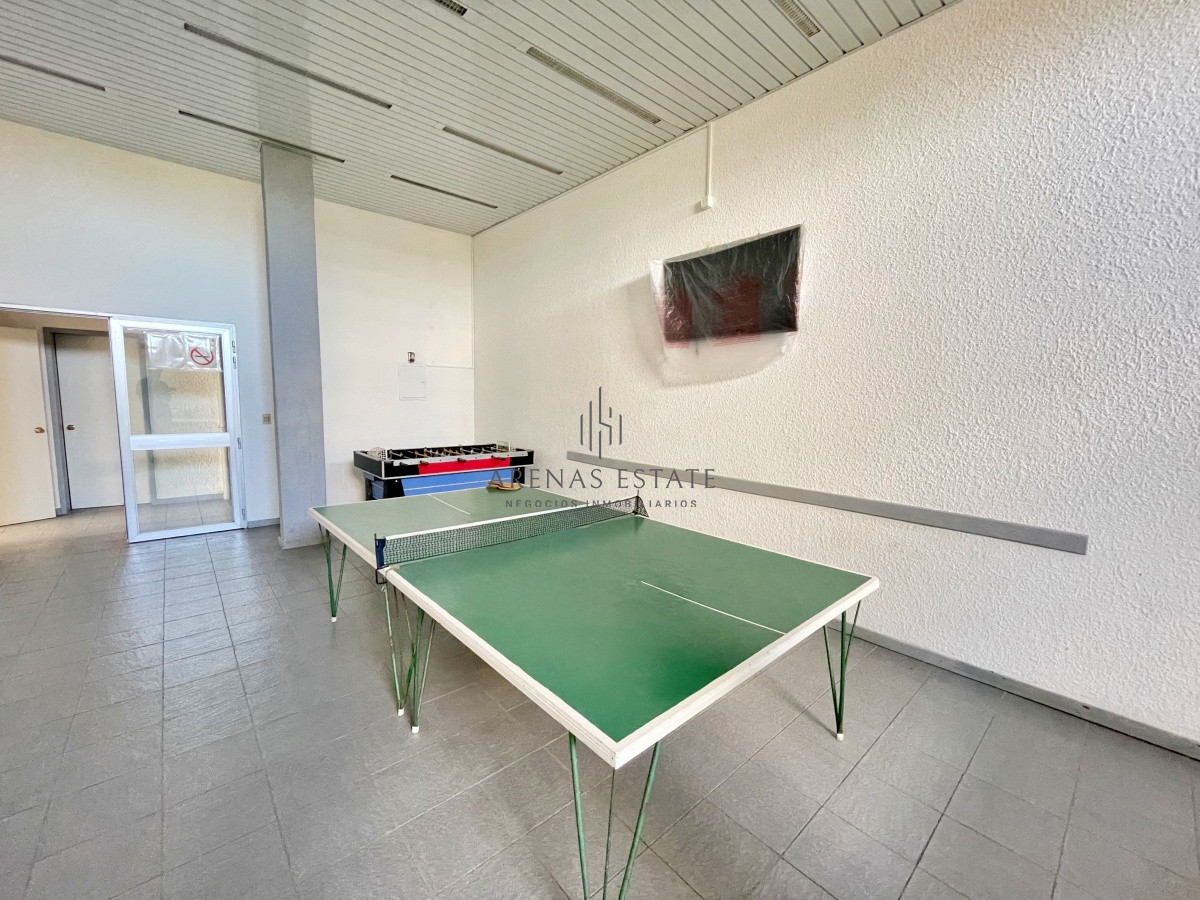 Apartamento ID.3710 - Apartamento en venta de 2 dormitorios, terraza con vista al mar- Brava, Punta del Este