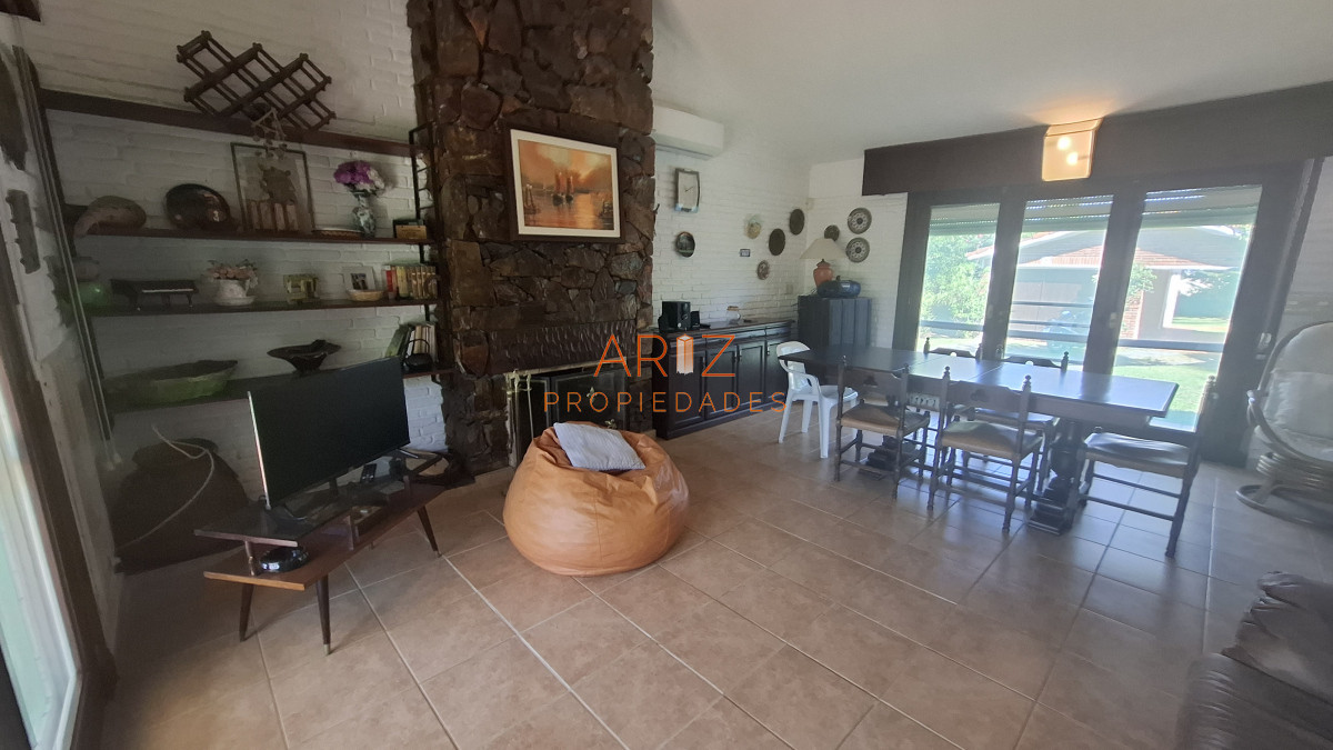 Casa ID.2347 - PUNTA DEL ESTE MANSA 4 DORMITORIOS PISCINA ALQUILER ANUAL E INVERNAL