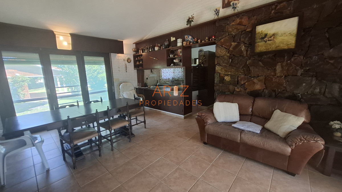 Casa ID.2347 - PUNTA DEL ESTE MANSA 4 DORMITORIOS PISCINA ALQUILER ANUAL E INVERNAL