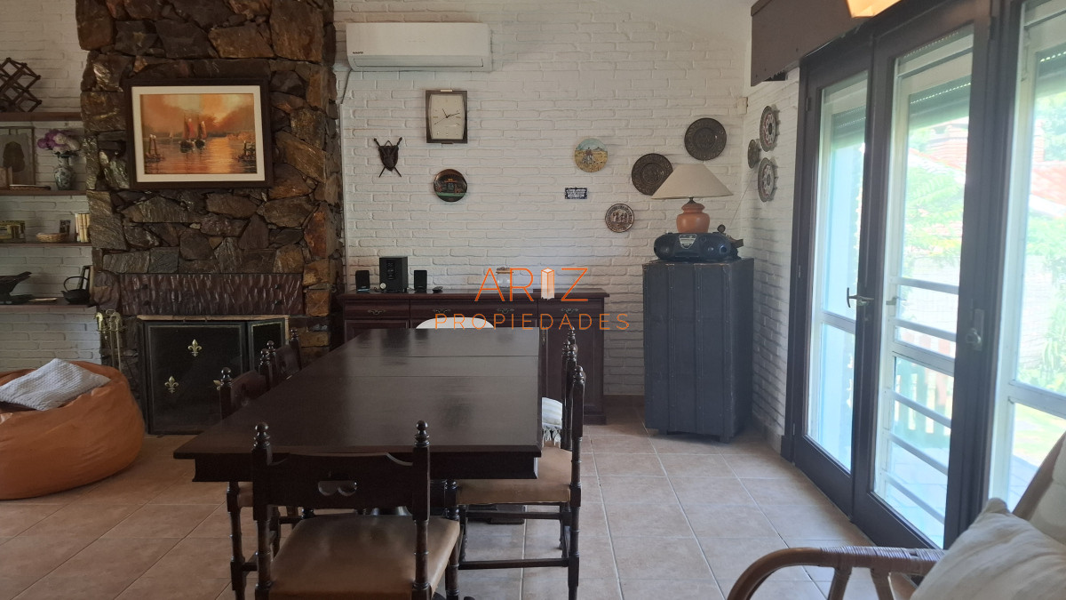 Casa ID.2347 - PUNTA DEL ESTE MANSA 4 DORMITORIOS PISCINA ALQUILER ANUAL E INVERNAL