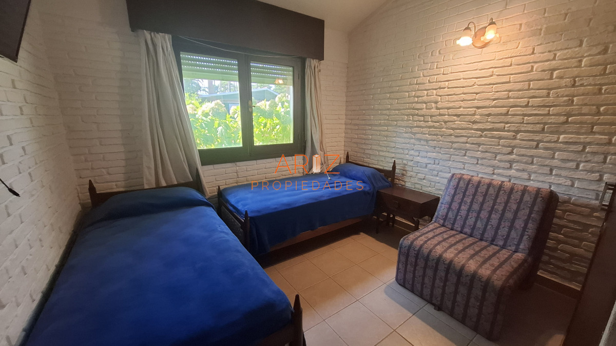 Casa ID.2347 - PUNTA DEL ESTE MANSA 4 DORMITORIOS PISCINA ALQUILER ANUAL E INVERNAL