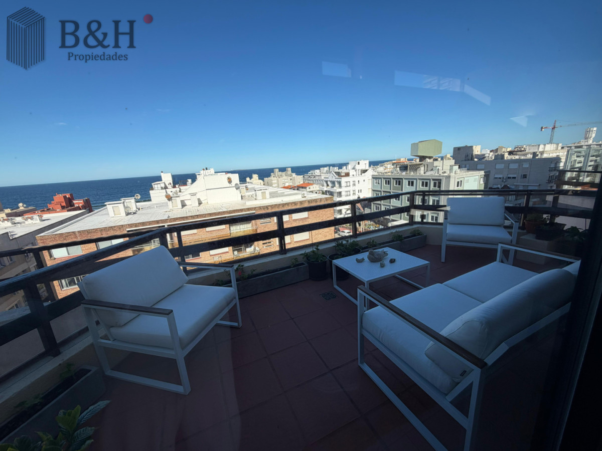 Apartamento ID.7244 - PUNTA DEL ESTE PENINSULA PENT HOUSE 2 DORMITORIOS 3 BAÑOS TERRAZA CON VISTA!!! GARAGE