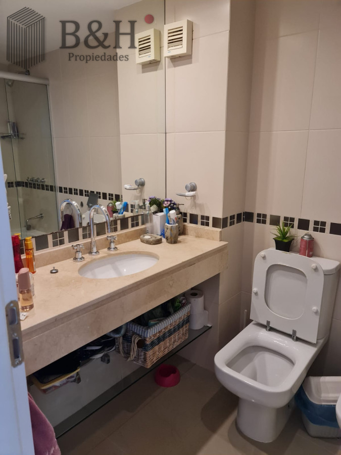 Apartamento ID.5800 - PUNTA DEL ESTE MANSA APTO 3 SUITES BALCON CON PARRILLERO EXCELENTE VISTA Y AMENITIES!