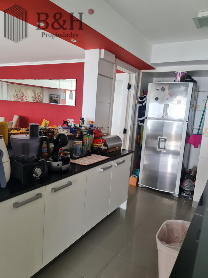 Apartamento ID.5800 - PUNTA DEL ESTE MANSA APTO 3 SUITES BALCON CON PARRILLERO EXCELENTE VISTA Y AMENITIES!