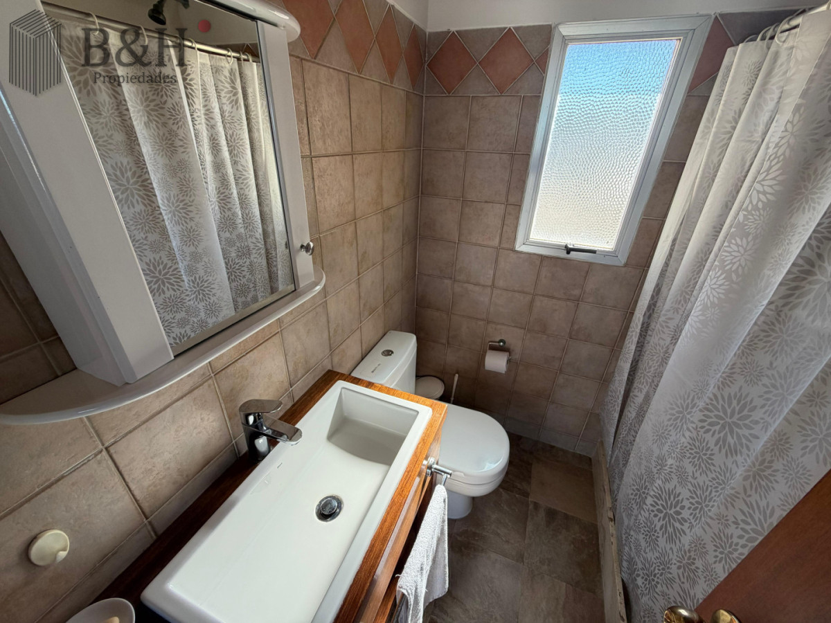 Apartamento ID.7244 - PUNTA DEL ESTE PENINSULA PENT HOUSE 2 DORMITORIOS 3 BAÑOS TERRAZA CON VISTA!!! GARAGE