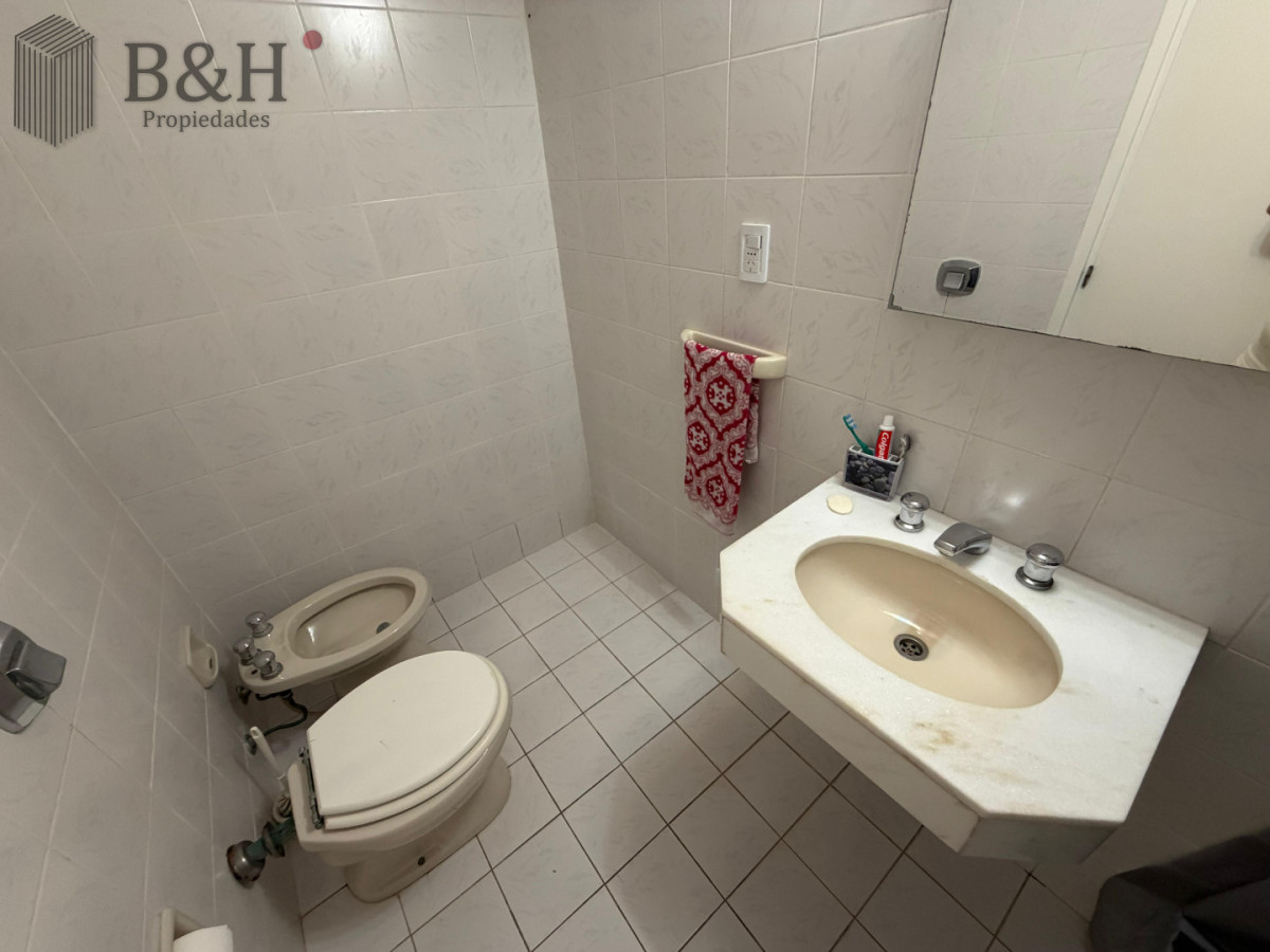 Apartamento ID.7244 - PUNTA DEL ESTE PENINSULA PENT HOUSE 2 DORMITORIOS 3 BAÑOS TERRAZA CON VISTA!!! GARAGE