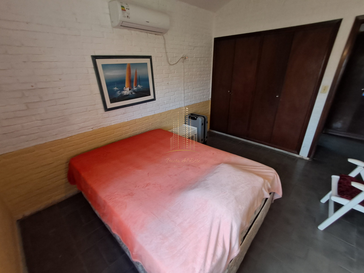 Casa ID.750 - PUNTA DEL ESTE MANSA CASA DE 2 DORMITORIOS Y DEPENDENCIA EN VENTA