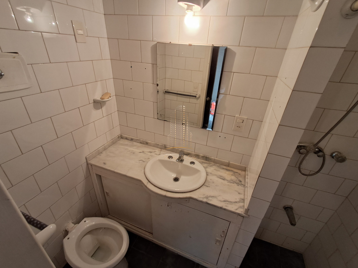 Casa ID.750 - PUNTA DEL ESTE MANSA CASA DE 2 DORMITORIOS Y DEPENDENCIA EN VENTA