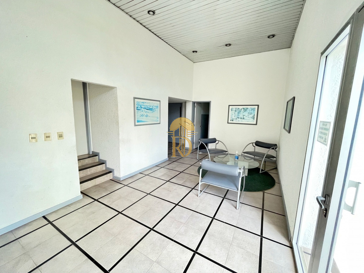 Apartamento en venta de 2 dormitorios, terraza con vista al mar- Brava, Punta del Este -id-83-25