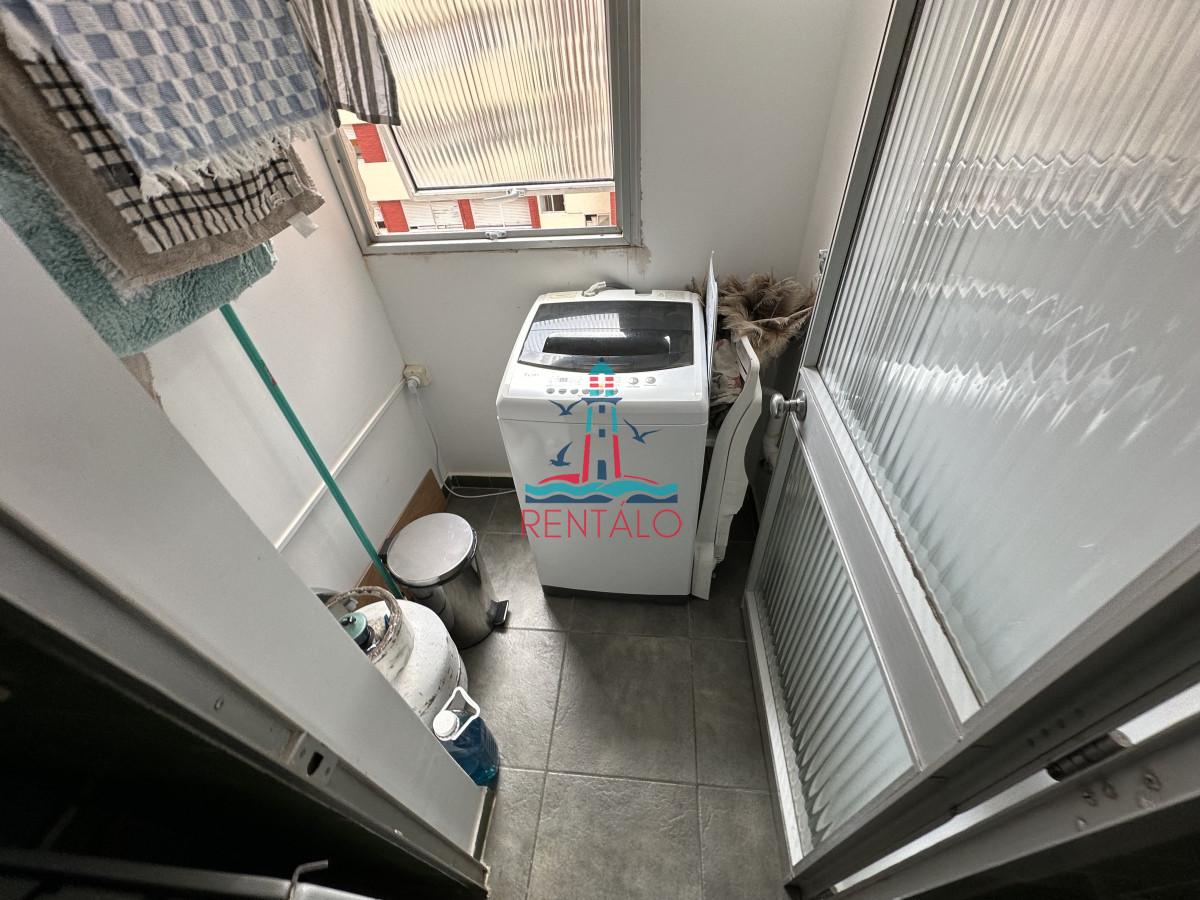 Apartamento ID.326 - Frente al mar. Apartamento en alquiler anual de 3 dormitorios en Punta del Este 