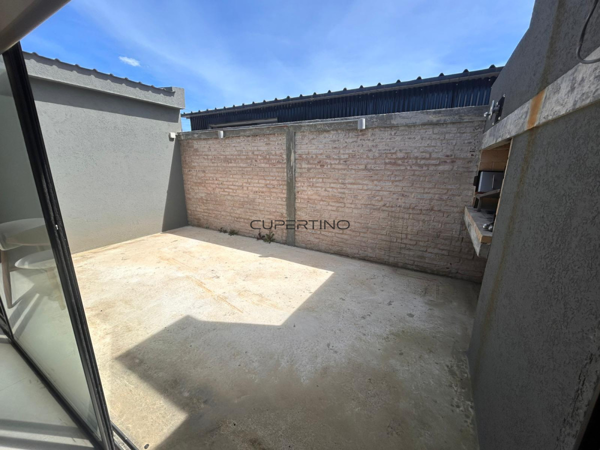 Venta Casa 2 Dormitorios Moderna con Parrillero a Estrenar — foto 7
