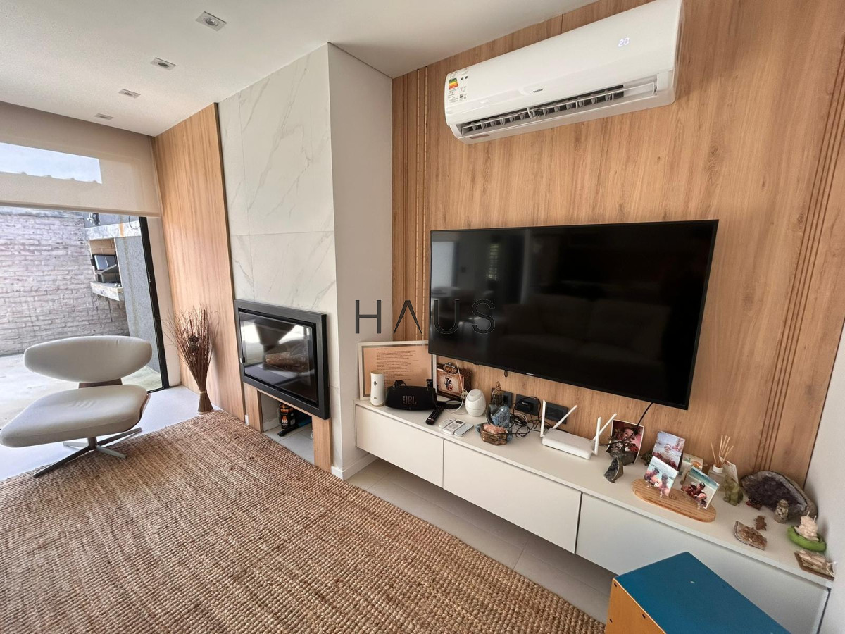 Casa ID.313 - Venta Casa 2 Dormitorios Moderna con Parrillero a Estrenar