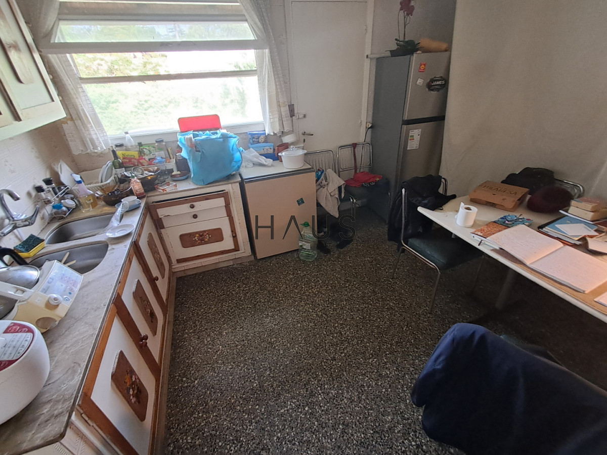 Casa ID.884 - PUNTA DEL ESTE A METROS DE PLAYA MANSA GRAN CASA DE 5 DORMITORIOS PISCINA CANCHA DE PADLE EN VENTA