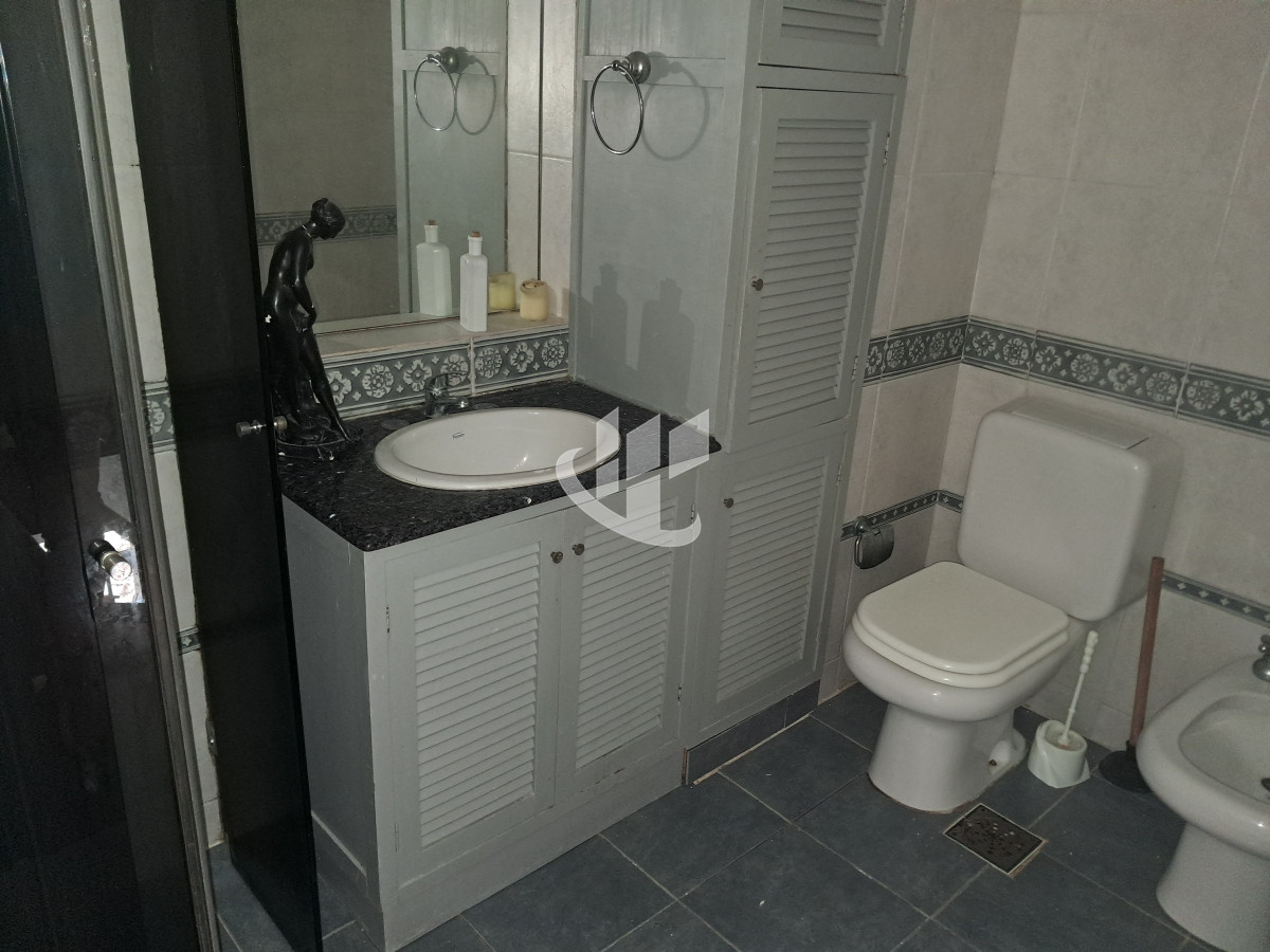 Apartamento ID.1787 - PUNTA DEL ESTE PENINSULA DUPLEX DE 4 DORMITORIOS Y AZOTEA EN VENTA