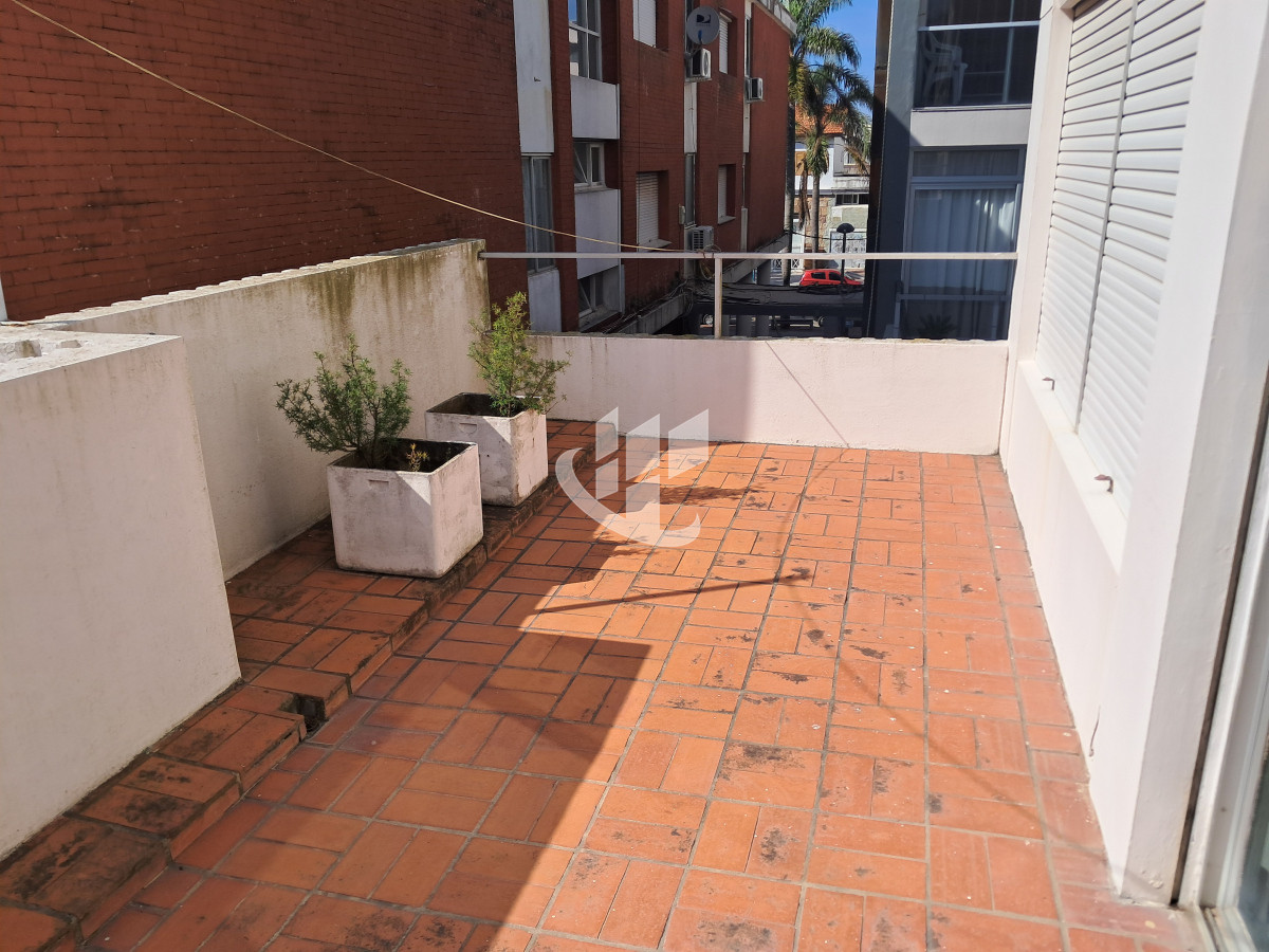 Apartamento ID.1796 - PUNTA DEL ESTE PENINSULA 2 DORMITORIOS EN VENTA