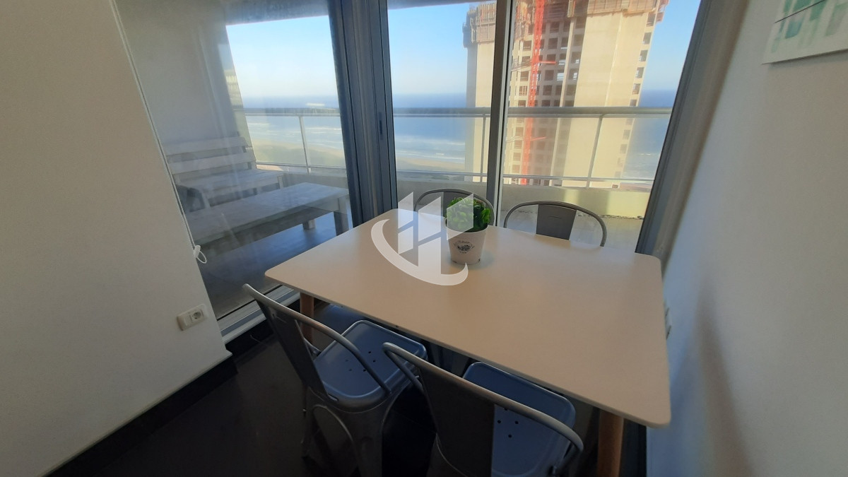 Apartamento ID.895 - Alquiler de verano, 3 dormitorios mas dependencia, vista al mar, Brava, Punta del Este