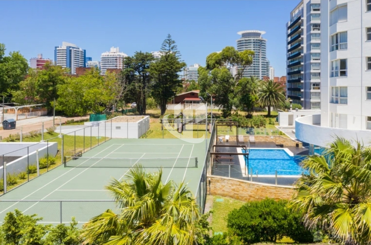 Apartamento ID.1604 - PUNTA DEL ESTE MANSA APARTAMENTO DE 3 DORMITORIOS DEPENDENCIA PARRILLERO AMENITIES