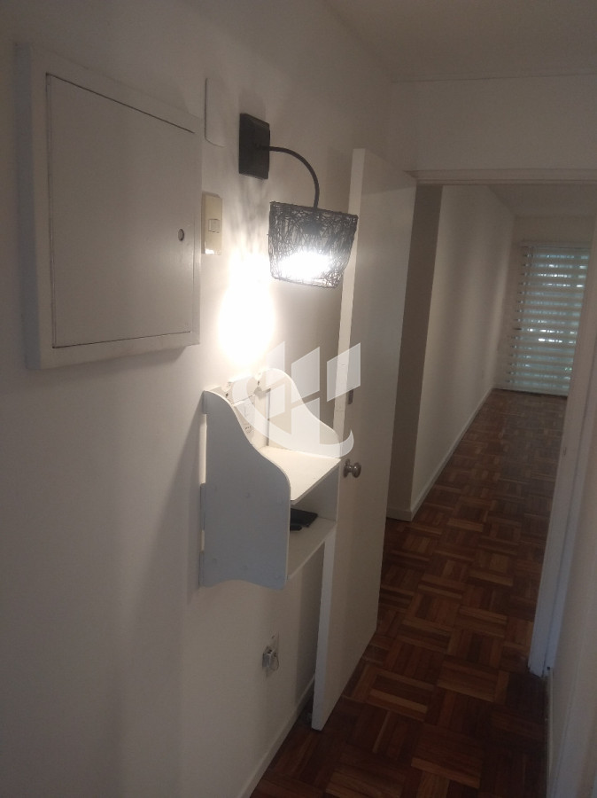 Apartamento ID.1818 - Apartamento en alquiler 1dormitrio. Pocitos a 1 cuadra del mar.