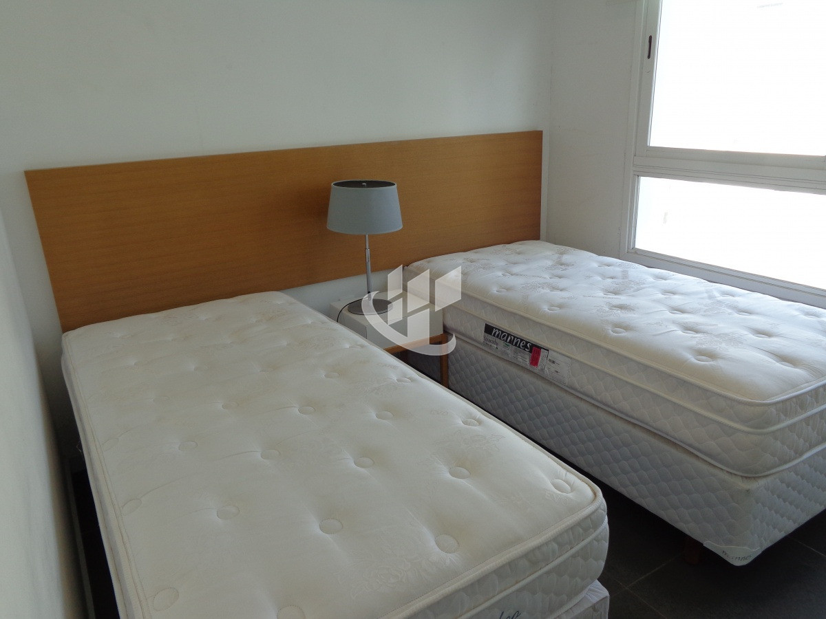 Apartamento ID.2335 - PUNTA DEL ESTE PENINSULA EDIFICIO MODERNO CON AMENITIES 2 DORMITORIOS 2 BAÑOS GARAGE