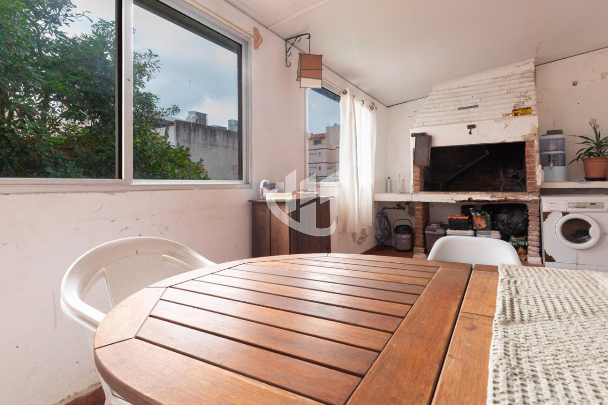 Apartamento ID.1494 - PUNTA DEL ESTE PENINSULA APARTAMENTO DE 3 DORMITORIOS Y DEPENDENCIA EN VENTA
