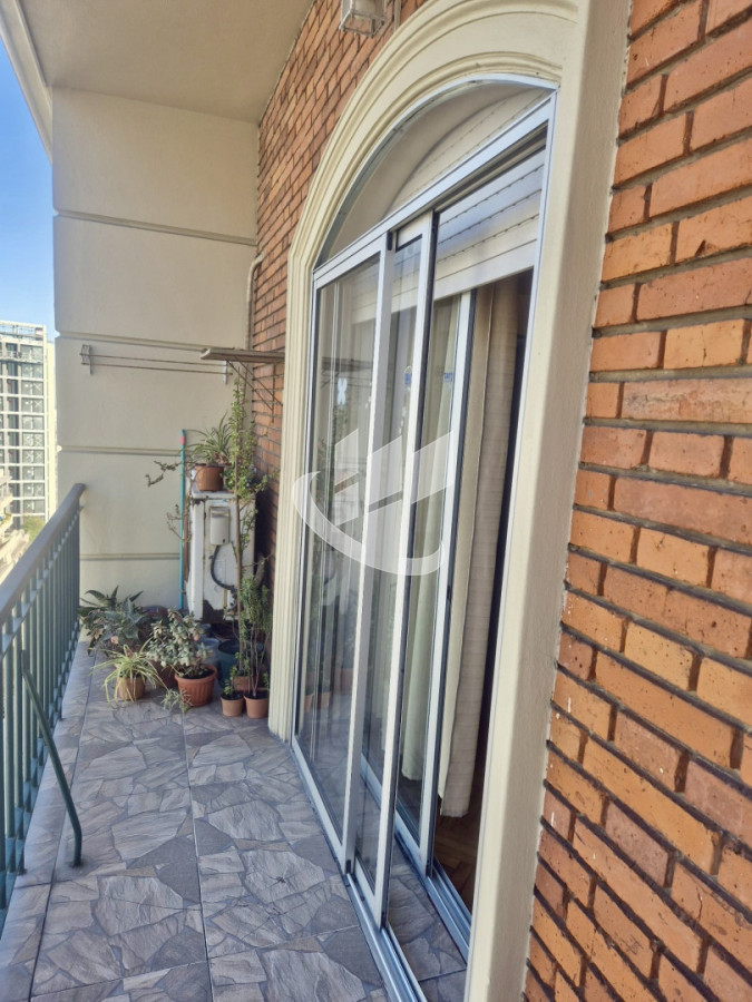 Apartamento ID.2248 - Apartamento en venta de 3 dormitorios, 2 baños y garaje en Tres Cruces