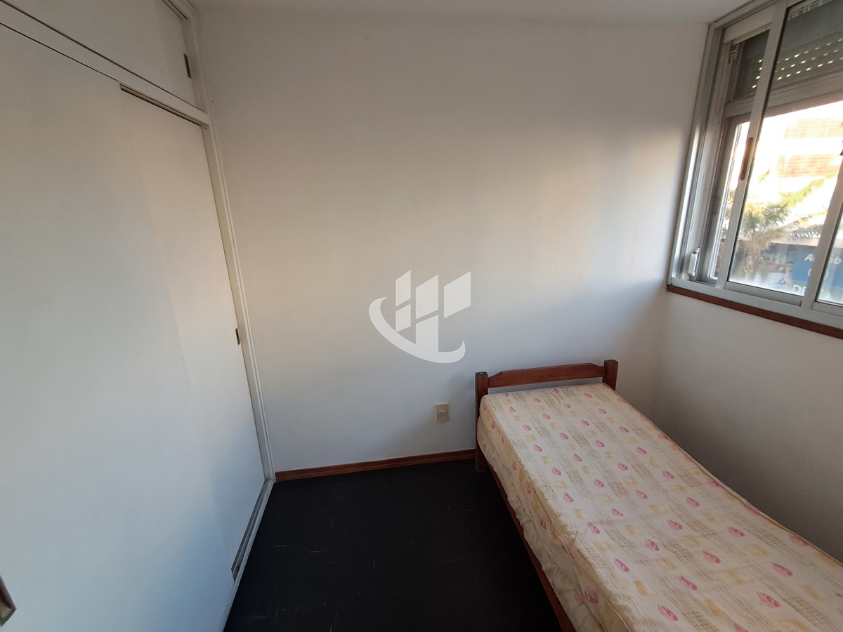 Apartamento ID.1787 - PUNTA DEL ESTE PENINSULA DUPLEX DE 4 DORMITORIOS Y AZOTEA EN VENTA