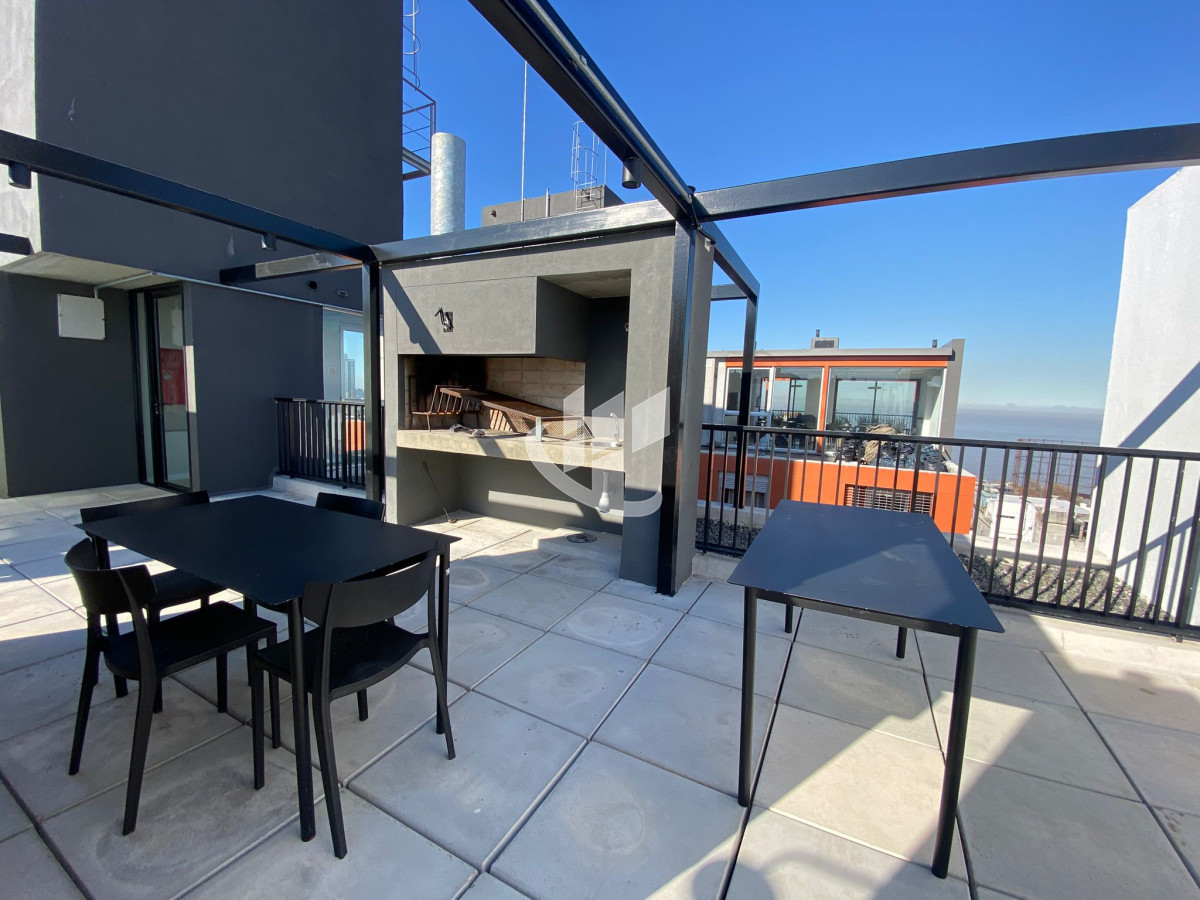 Apartamento ID.2023 - Apartamento en venta 2 dormitorios Barrio Sur, Montevideo. 01 Sync. 