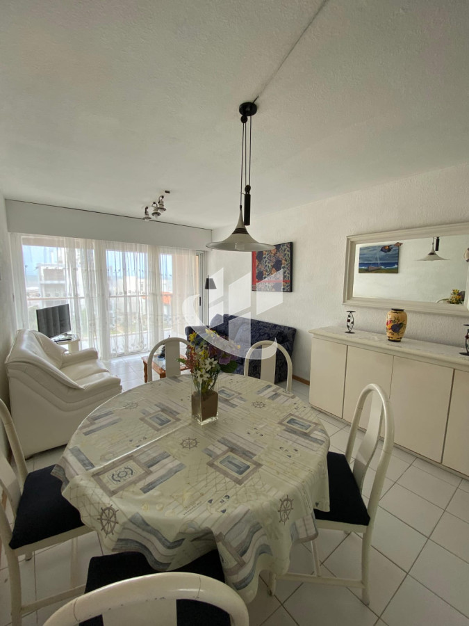 Apartamento ID.1831 - PUNTA DEL ESTE PENINSULA APTO DE 2 DORMITORIOS 2 BAÑOS GARAGE EN VENTA 