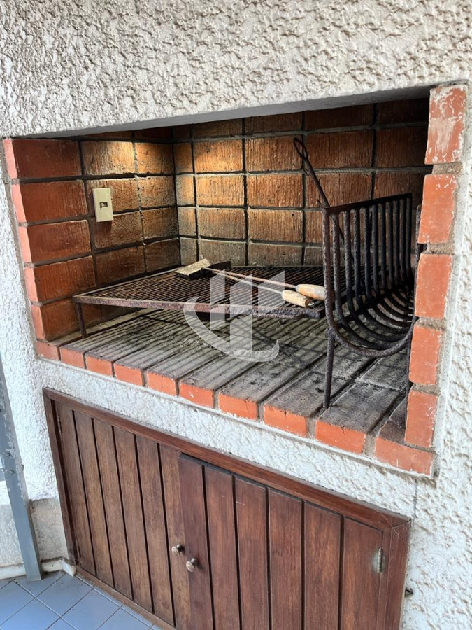Apartamento ID.136 - Alquiler de Temporada, 3 dormitorios, 1era línea de mar, Pinares, Punta del Este
