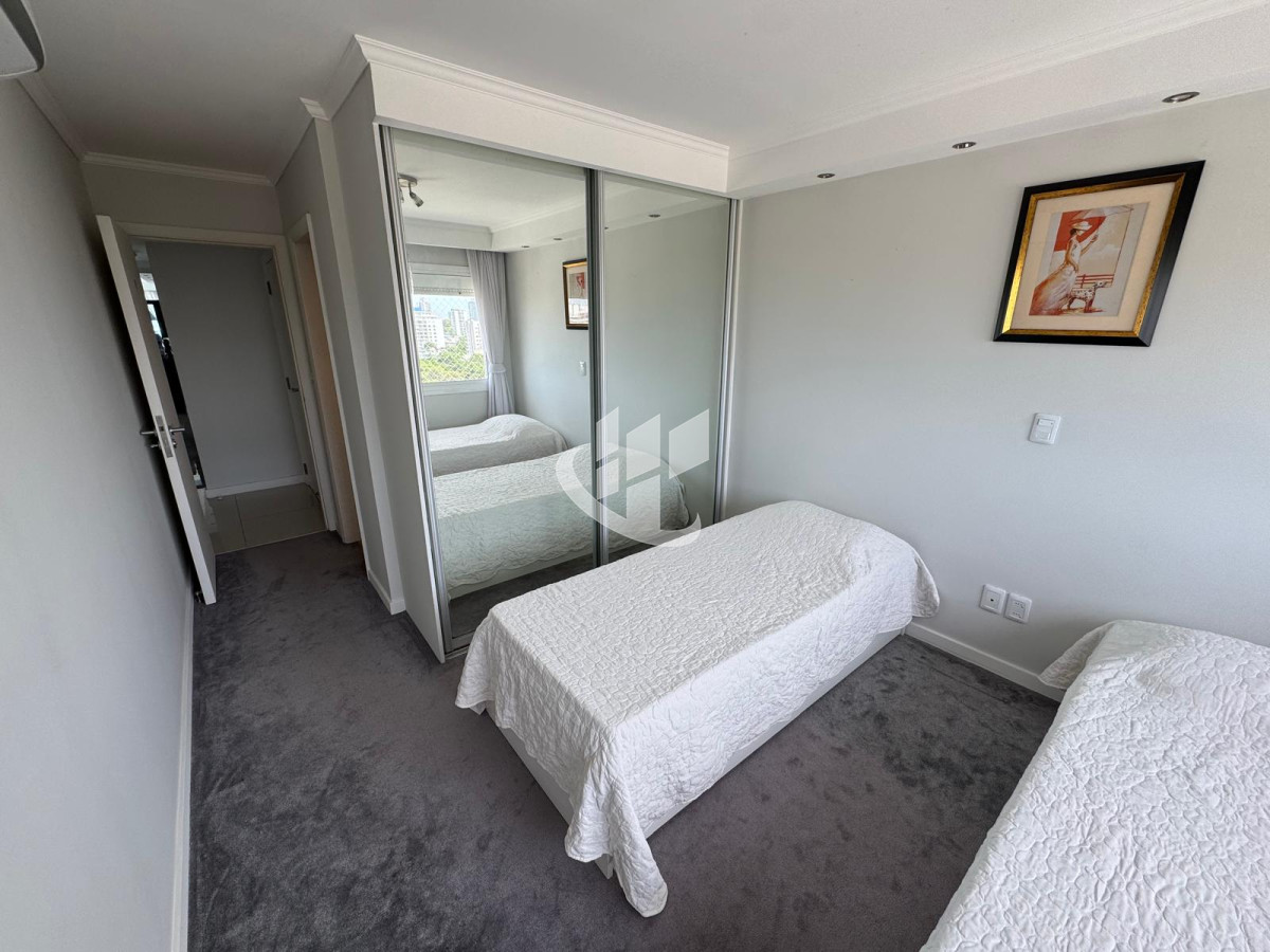 Apartamento ID.1604 - PUNTA DEL ESTE MANSA APARTAMENTO DE 3 DORMITORIOS DEPENDENCIA PARRILLERO AMENITIES