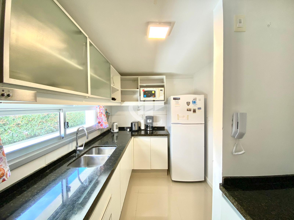 Apartamento ID.1224 - Venta departamento 2 dormitorios en Península, Punta del Este 