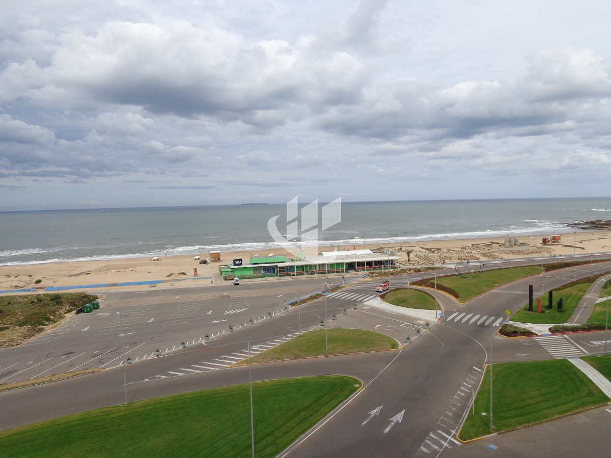 Apartamento ID.1400 - PUNTA DEL ESTE IMPERIALE FRENTE AL MAR! 3 DORMITORIOS 