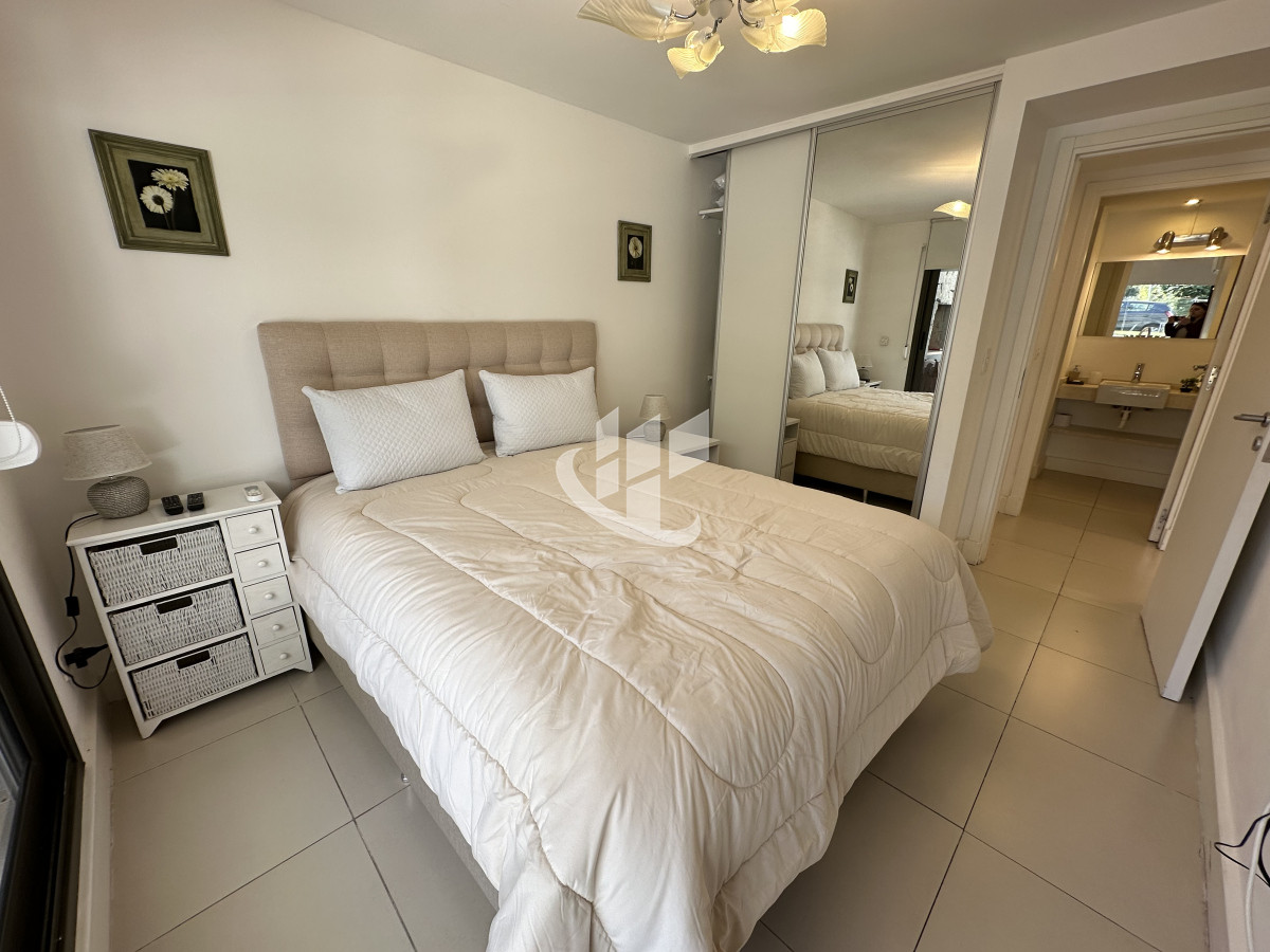 Apartamento ID.1964 - En venta y alquiler anual apartamento de 1 y medio dormitorios en Punta del Este 