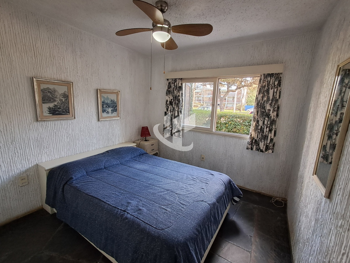 Apartamento ID.1387 - PUNTA DEL ESTE SOBRE AV ROOSEVELT 1 DORMITORIO Y MEDIO PARRILLERO VENTA