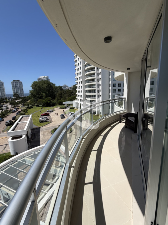 Apartamento ID.2482 - Alquiler  anual  invernal  4 dormitorios  amenitis exclusivos 