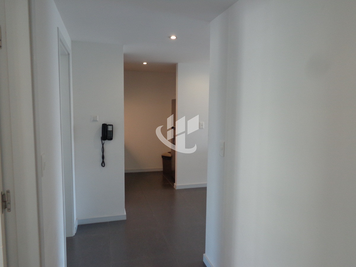 Apartamento ID.2335 - PUNTA DEL ESTE PENINSULA EDIFICIO MODERNO CON AMENITIES 2 DORMITORIOS 2 BAÑOS GARAGE