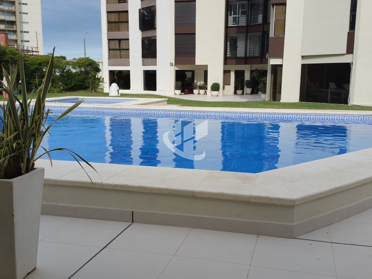Apartamento ID.1404 - PUNTA DEL ESTE APARTAMENTO 2 DORMITORIOS EDIFICIO CON SERVICIOS